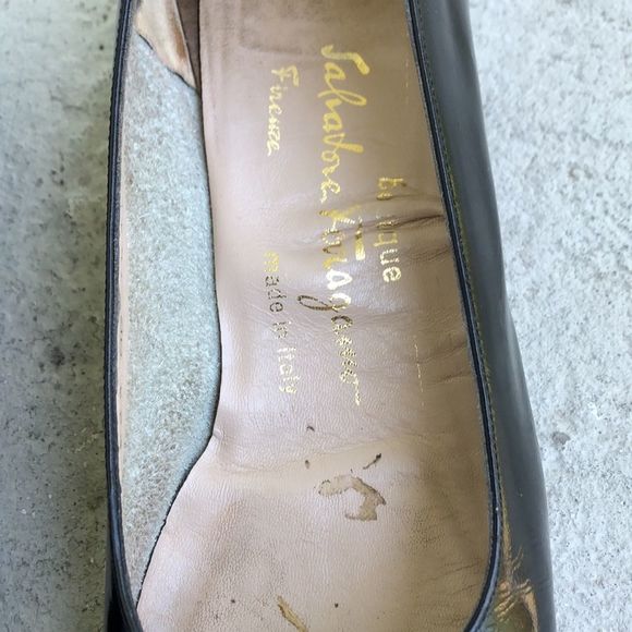 Ferragamo block heels - Picture 9 of 9